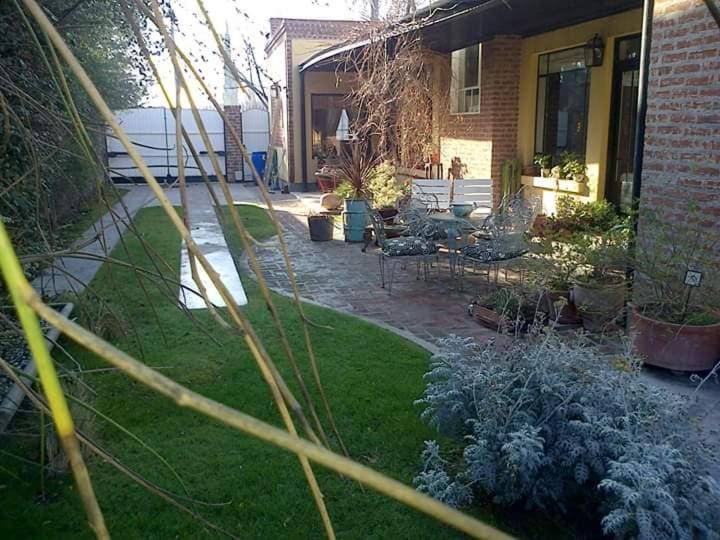 Hosteria Casa De Paula Trelew Exterior photo